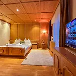 Luna Zillertal 3* Hippach