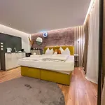 Luna Zillertal شقة فندقية هيباخ
