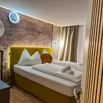 Luna Zillertal 3* هيباخ