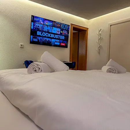 Luna Zillertal Apart Otel Hippach