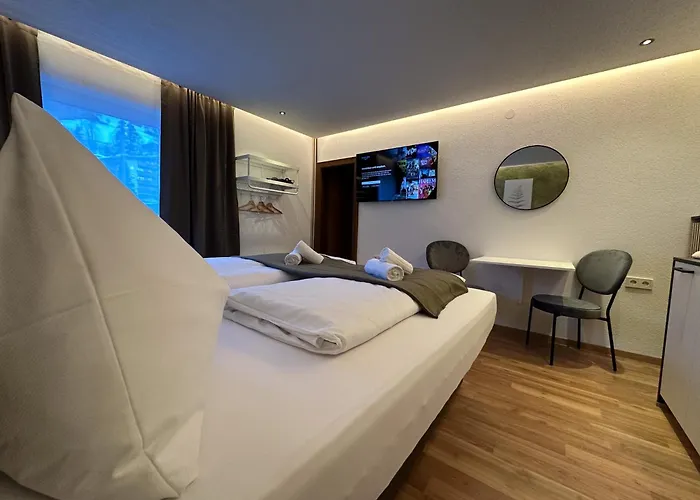 Luna Zillertal 아파트호텔 힙파흐