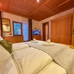 Luna Zillertal Aparthotel Hippach
