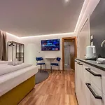 Luna Zillertal Aparthotel Hippach