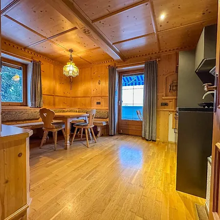 Luna Zillertal מלון דירות היפאך