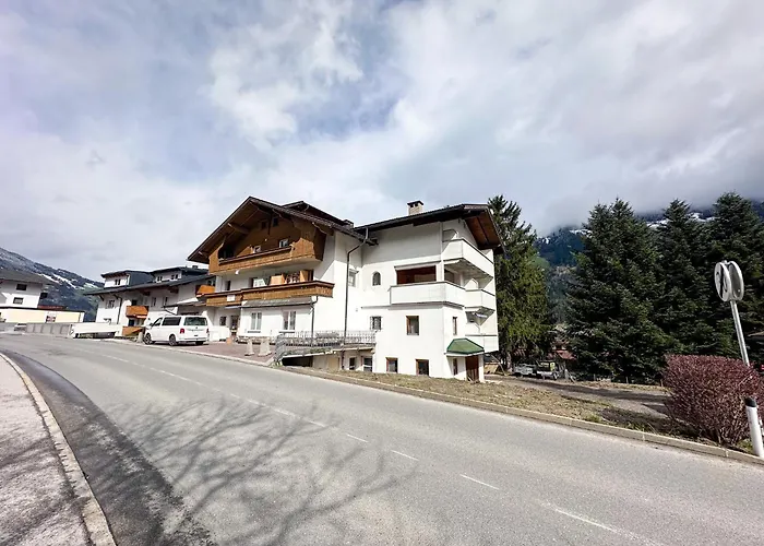 Luna Zillertal Hippach