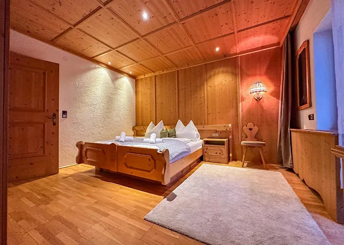 Luna Zillertal Hippach